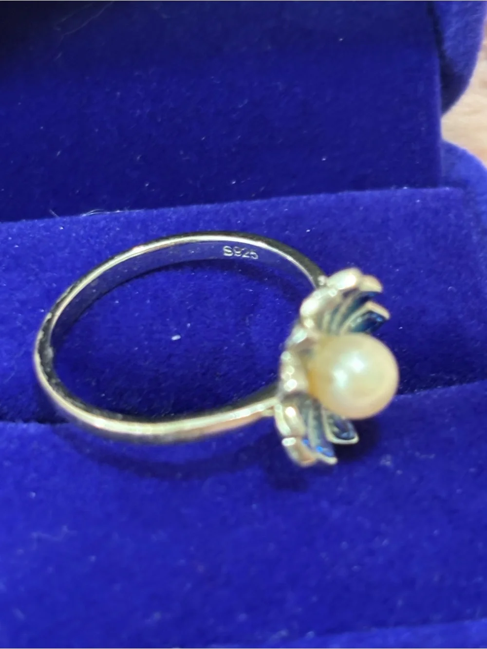 Sterling silver Blue Enamel Flower with real Pearl Center Ring
